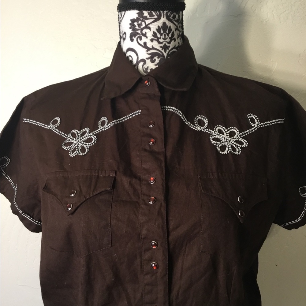Adobe Rose Button Down - Picture 2 of 4
